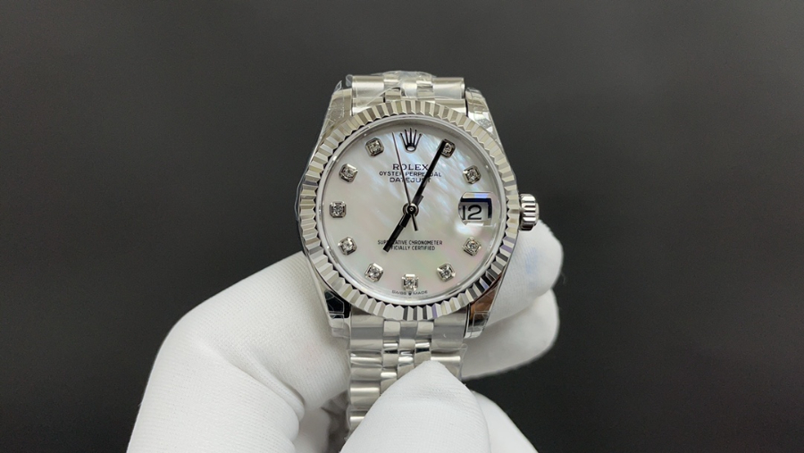 13427617801263251.jpg